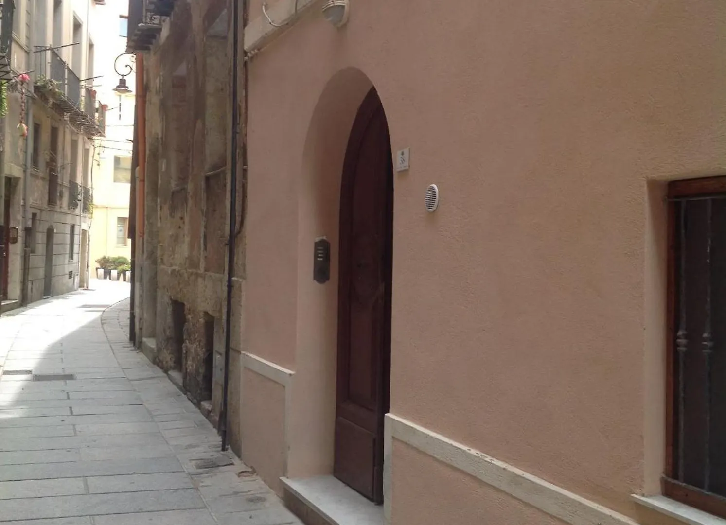 Apartment Rifugio Nel Cuore Di Castello Cagliari Italien